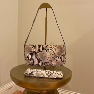 Snake Print shoulder bag